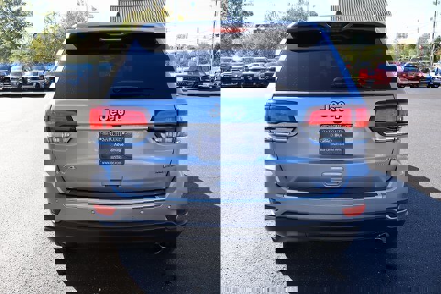 Used 2021 Jeep Grand Cherokee Limited image 4