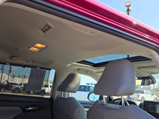 Used 2021 Toyota Highlander XLE image 13