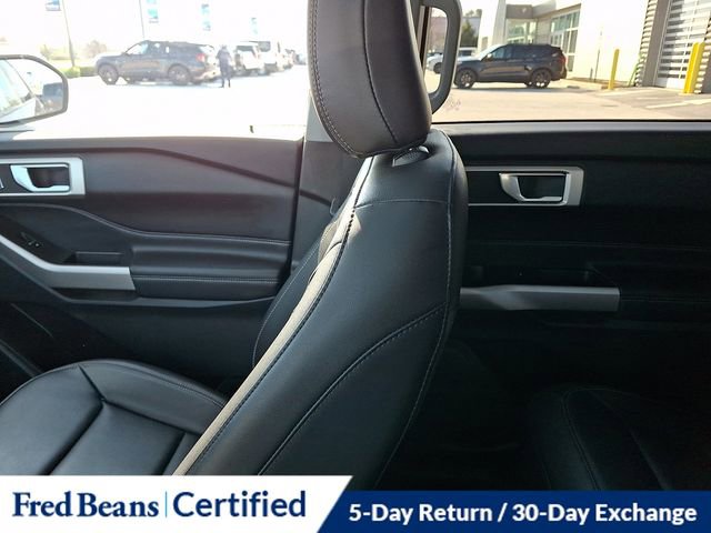 Certified 2022 Ford Explorer XLT w/ Equipment Group 202A AWD/4WD image 18