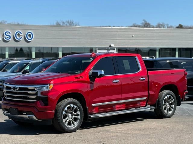 Used 2023 Chevrolet Silverado 1500 High Country w/ Z71 Off-Road Package image 2