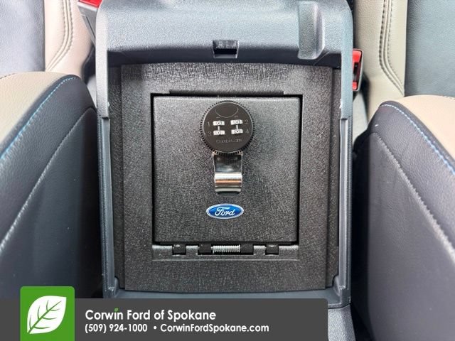 Certified 2023 Ford Bronco Wildtrak AWD/4WD image 31