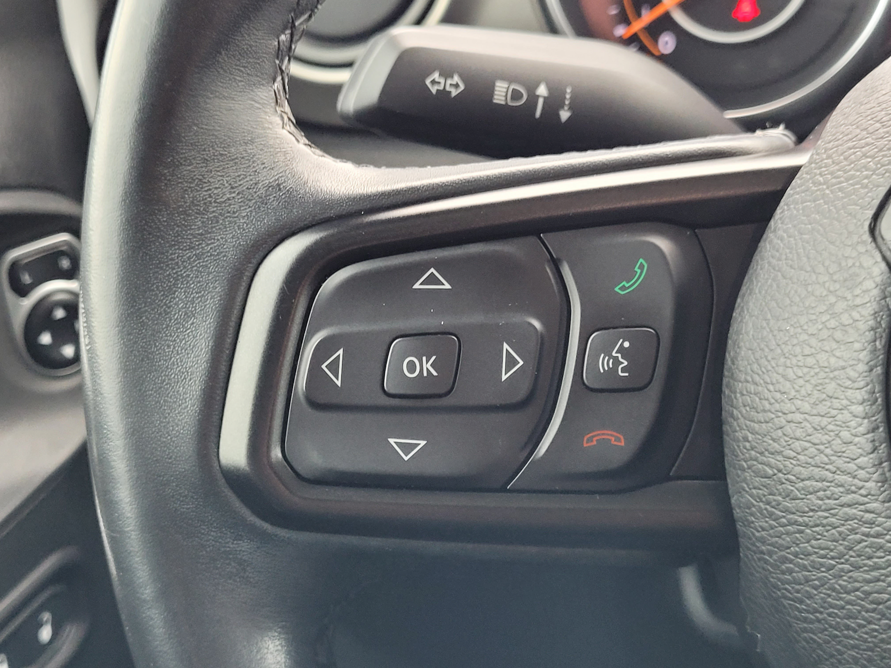 Used 2019 Jeep Wrangler Sport AWD/4WD image 14