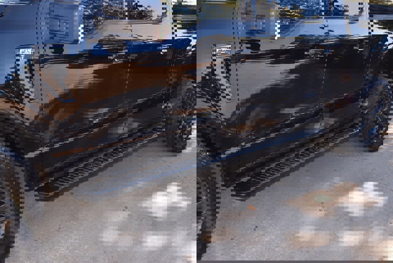 Certified 2022 Ford F150 XLT w/ Equipment Group 302A High image 36