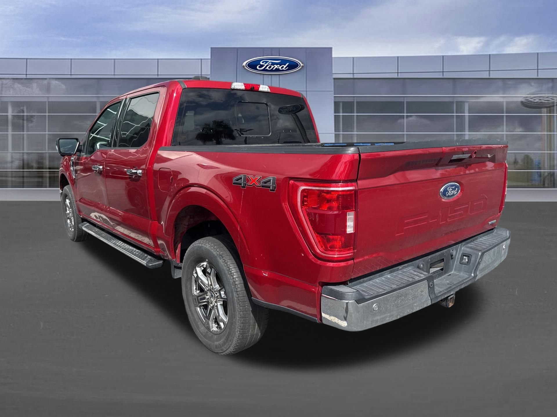 Certified 2022 Ford F150 XLT w/ Equipment Group 302A High AWD/4WD image 7