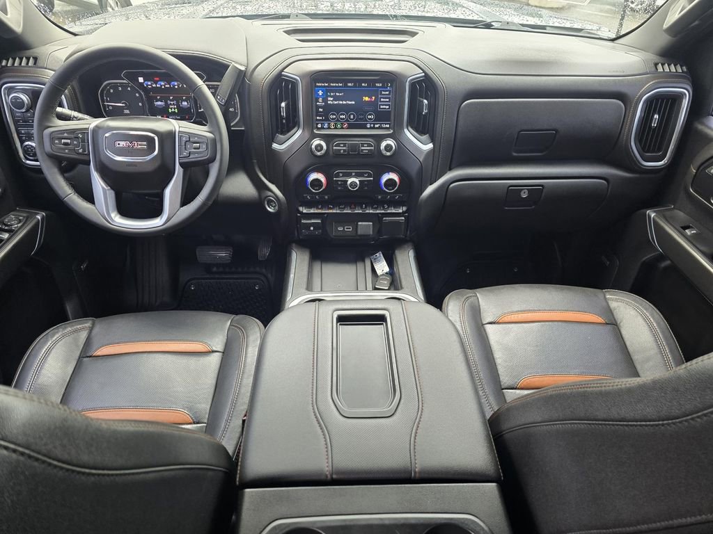 Used 2022 GMC Sierra 2500 AT4 w/ AT4 Premium Plus Package AWD/4WD image 10
