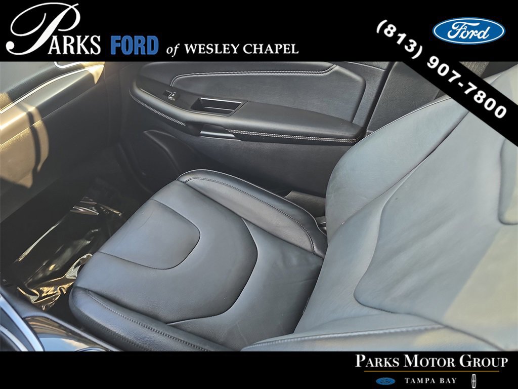 Certified 2018 Ford Edge Titanium w/ Ford Safe & Smart Package image 14