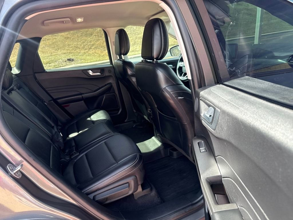 Certified 2021 Ford Escape SEL w/ Technology Package image 22