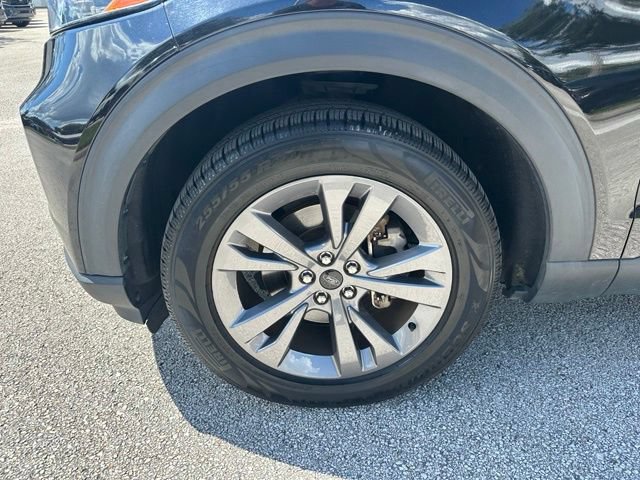 Certified 2022 Ford Explorer XLT w/ Equipment Group 202A RWD image 33