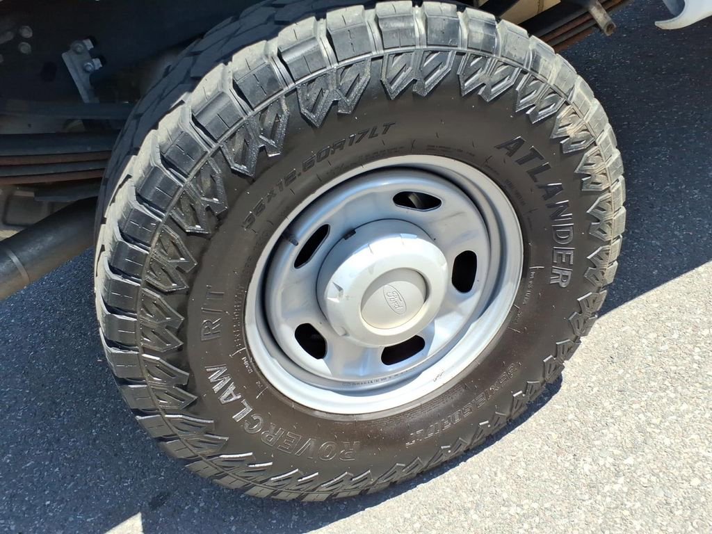 Certified 2020 Ford F350 XL w/ Snow Plow Prep Package AWD/4WD image 7