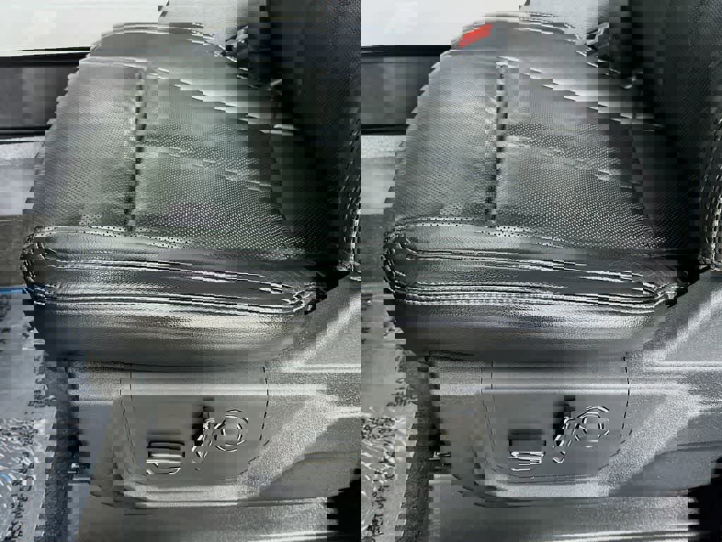 Certified 2018 Ford F150 Lariat w/ Equipment Group 502A Luxury image 31