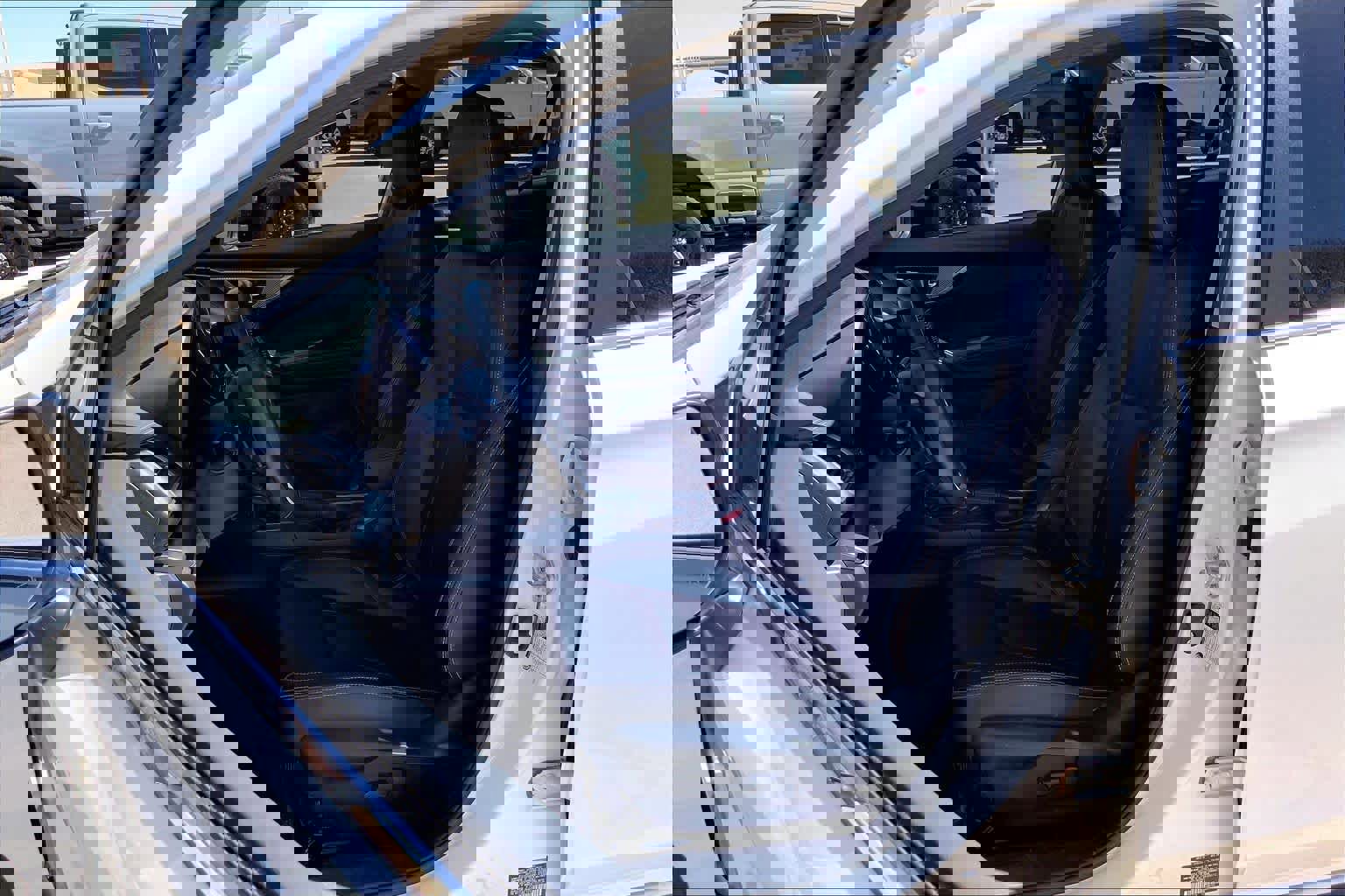 Used 2023 Subaru Crosstrek 2.5i Limited AWD/4WD image 10