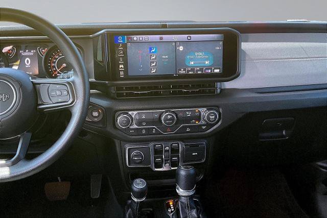 Used 2026 Jeep Wrangler Unlimited Sport AWD/4WD image 6