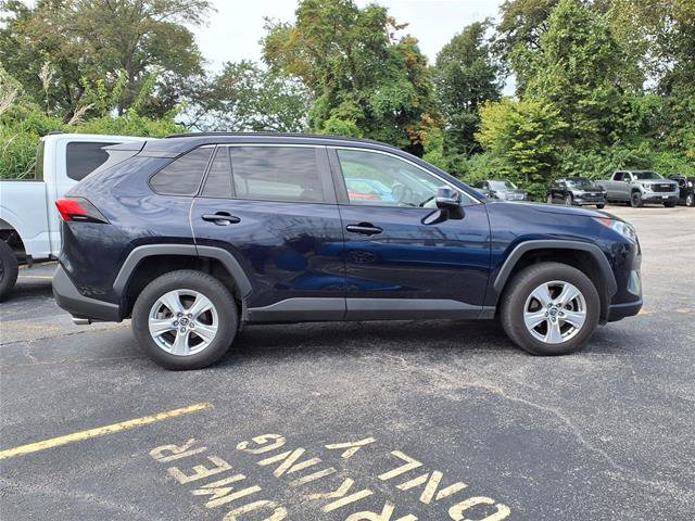 Used 2020 Toyota RAV4 XLE FWD image 7