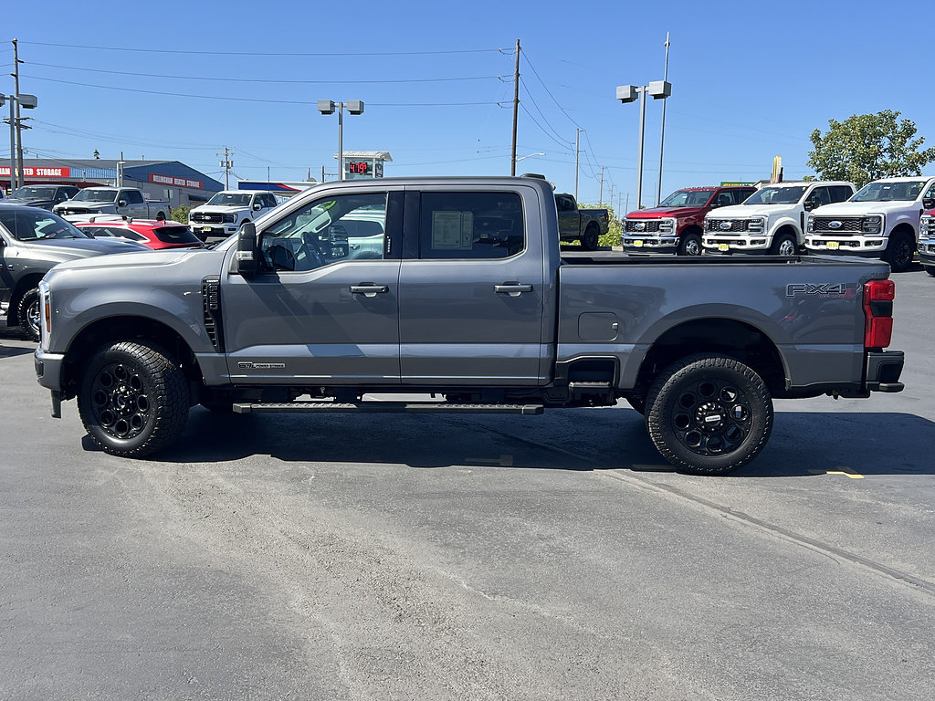 Certified 2023 Ford F350 Platinum w/ FX4 Off-Road Package AWD/4WD image 10