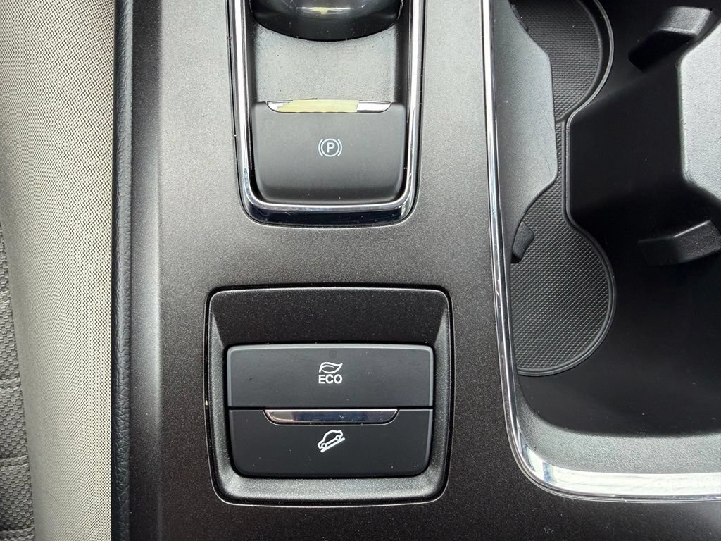 Certified 2018 Ford Fusion S FWD image 24