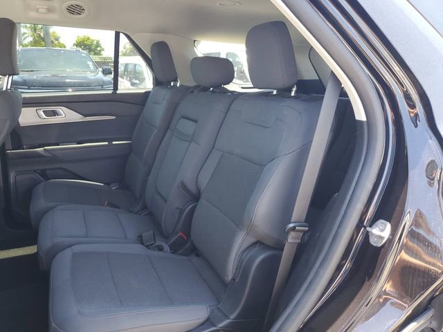 Certified 2025 Ford Explorer Active RWD image 12