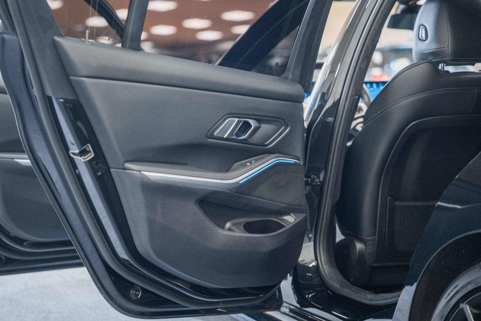 Used 2023 BMW 330i xDrive Sedan w/ M Sport Package image 42