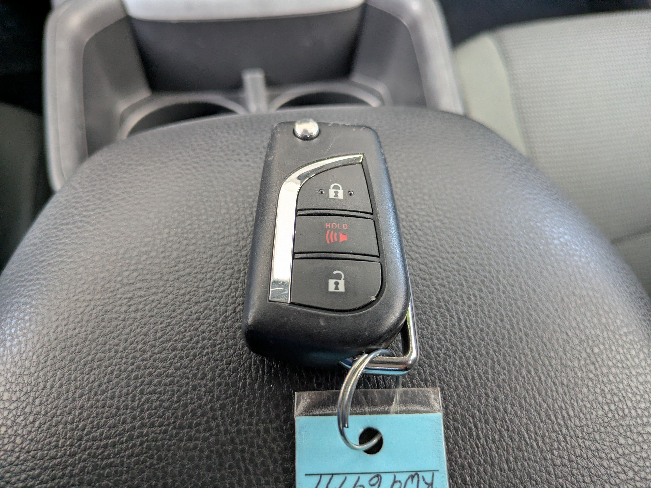 Used 2024 Toyota RAV4 LE AWD/4WD image 28