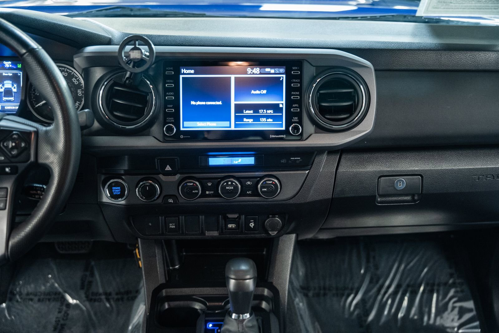 Used 2022 Toyota Tacoma TRD Sport image 28