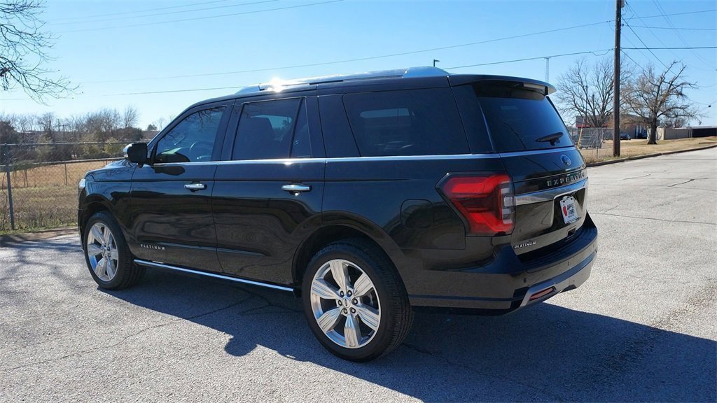Certified 2022 Ford Expedition Platinum image 5