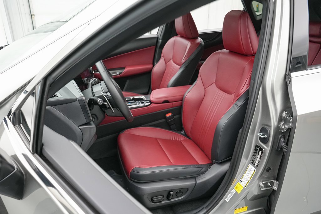 Used 2024 Lexus NX 250 FWD w/ Premium Package image 11