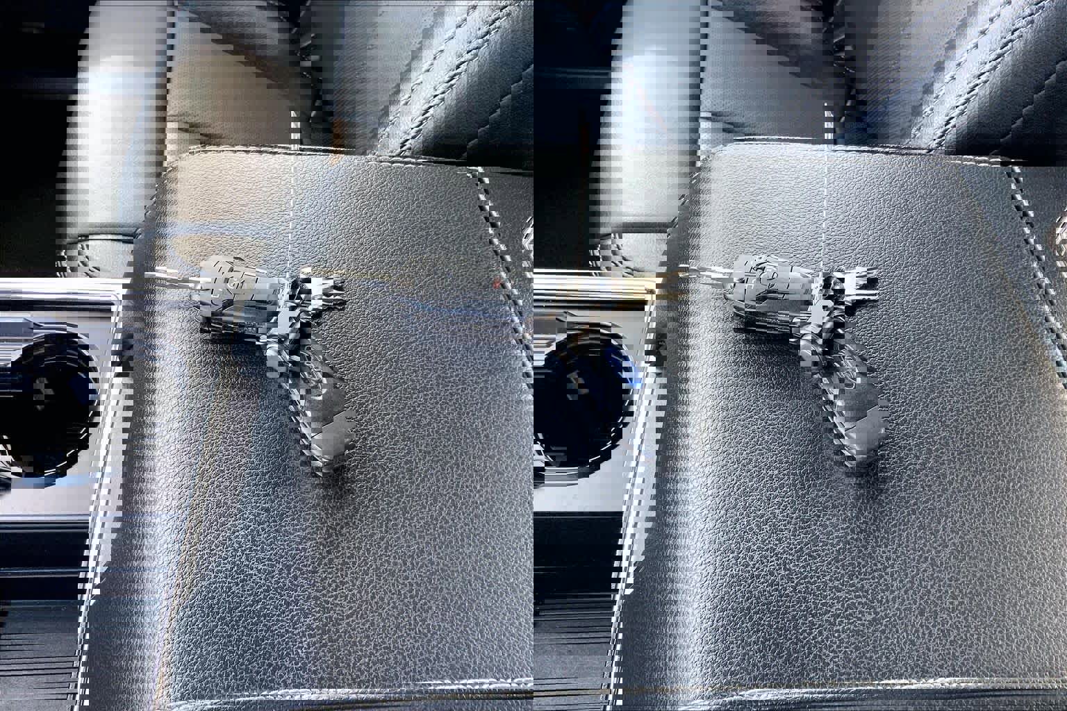 Certified 2022 Ford F250 Lariat w/ Tremor Off-Road Package image 15