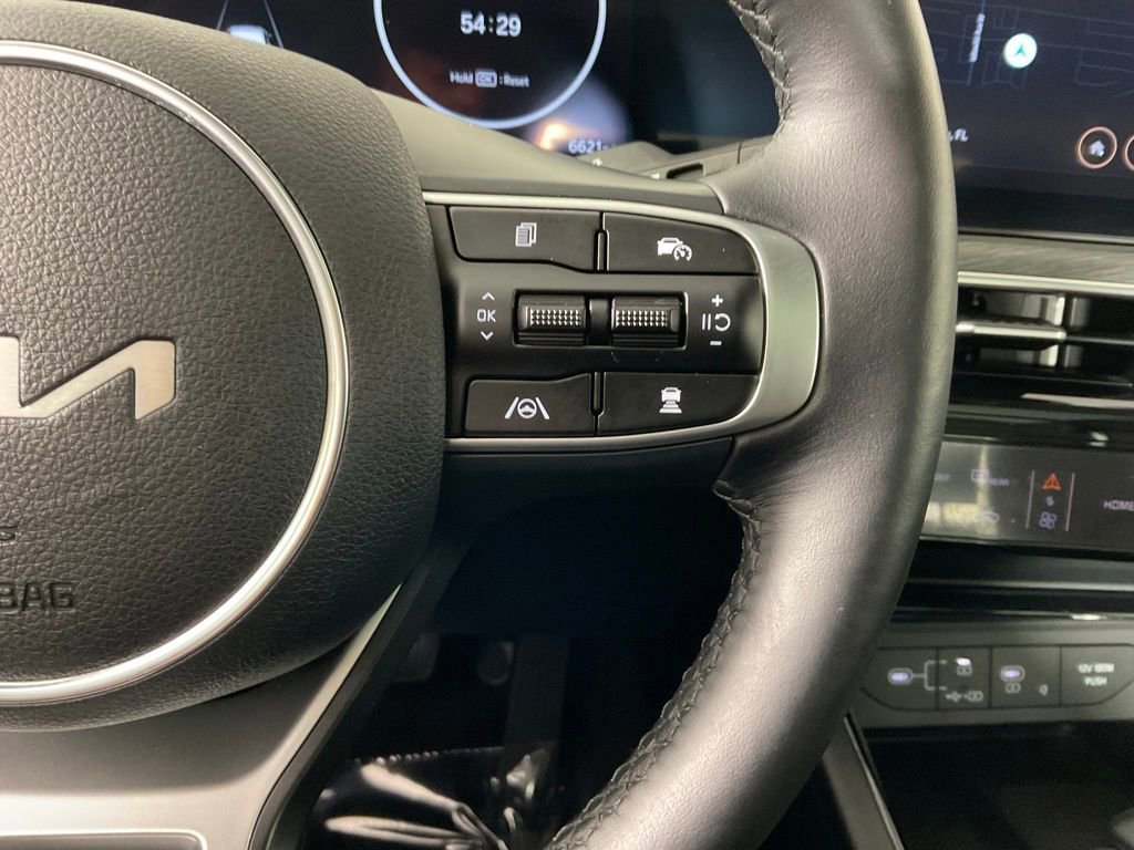 Used 2025 Kia K5 EX FWD image 25