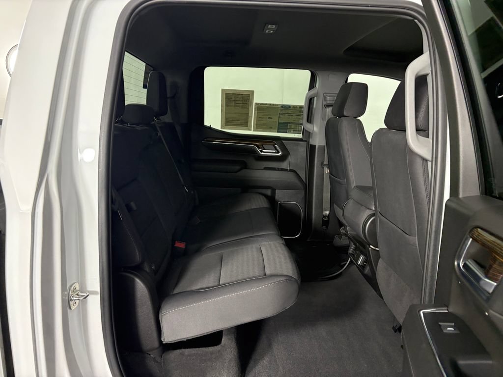 Used 2024 GMC Sierra 1500 Elevation w/ X31 Off-Road Package AWD/4WD image 33