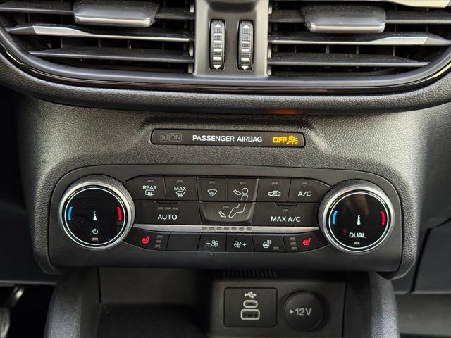 Certified 2025 Ford Escape ST-Line Select AWD/4WD image 19