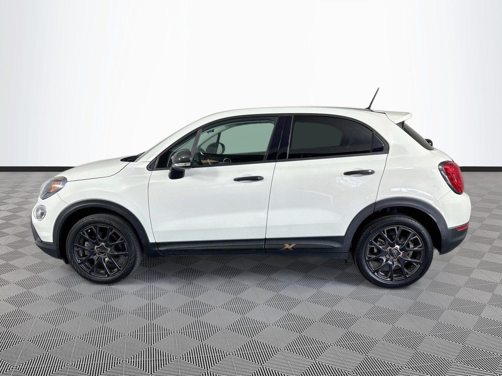 Used 2018 FIAT 500X Trekking FWD image 4