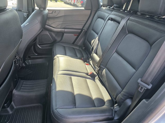 Certified 2024 Ford Escape Active FWD image 11