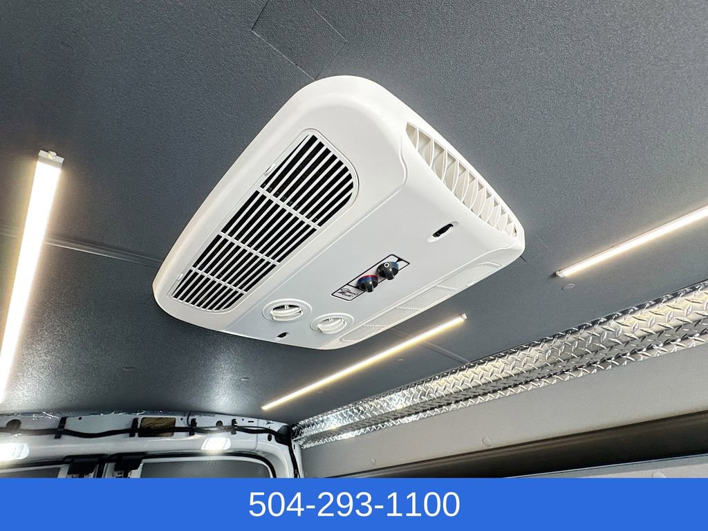Certified 2024 Ford Transit 250 148 High Roof Extended RWD image 27