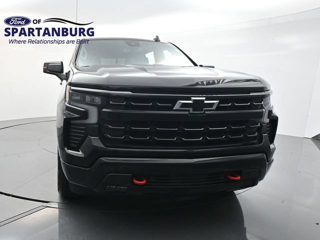 Used 2023 Chevrolet Silverado 1500 RST w/ Redline Edition AWD/4WD image 2