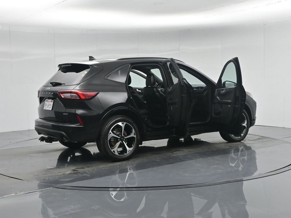 Certified 2024 Ford Escape ST-Line Elite image 35