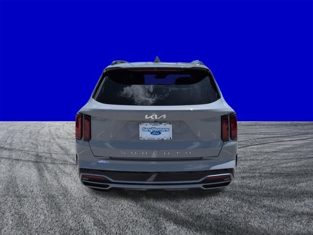 Used 2022 Kia Sorento EX w/ Panoramic Sunroof Package FWD image 5