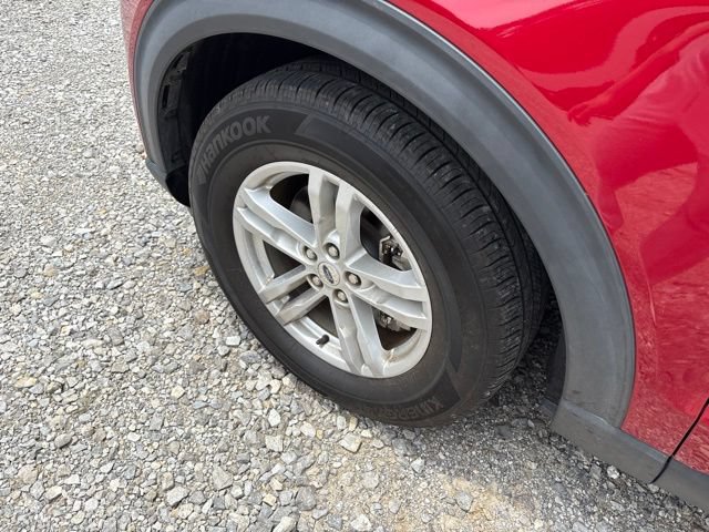 Certified 2020 Ford Explorer XLT w/ Equipment Group 202A RWD image 4