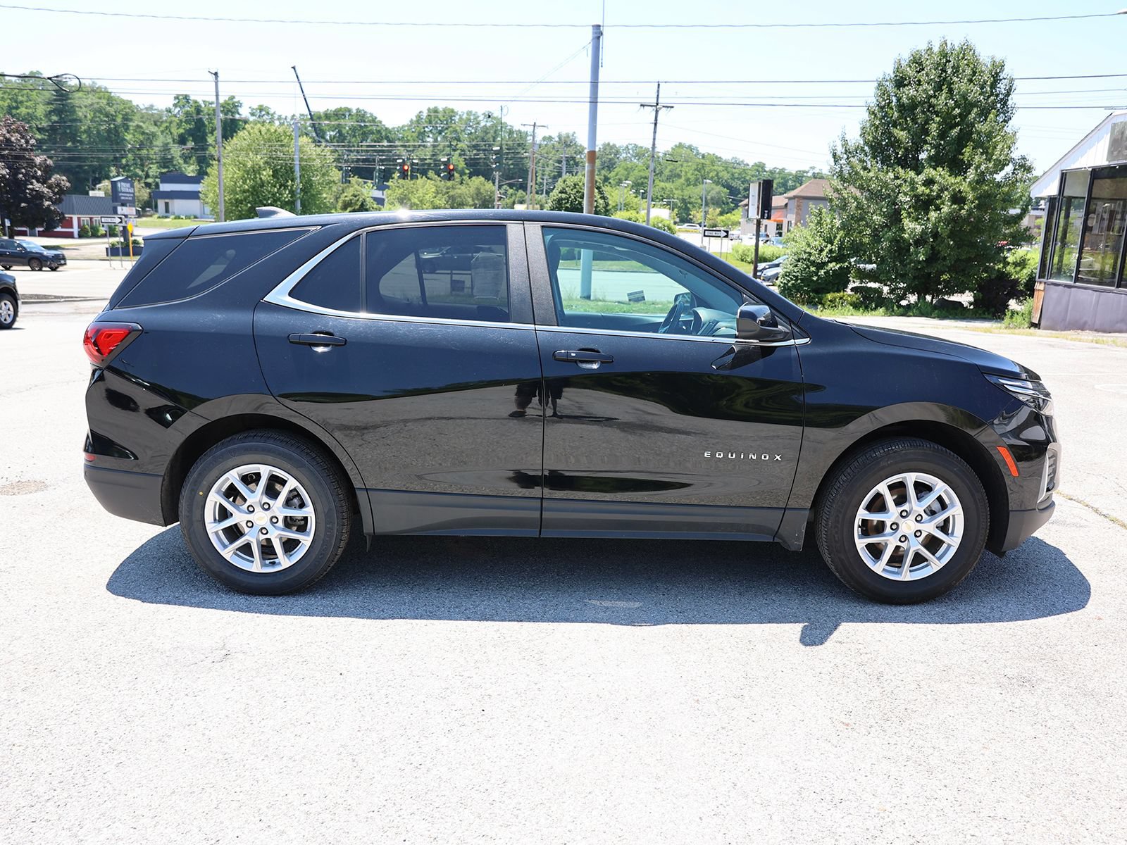 Used 2022 Chevrolet Equinox LT AWD/4WD image 8