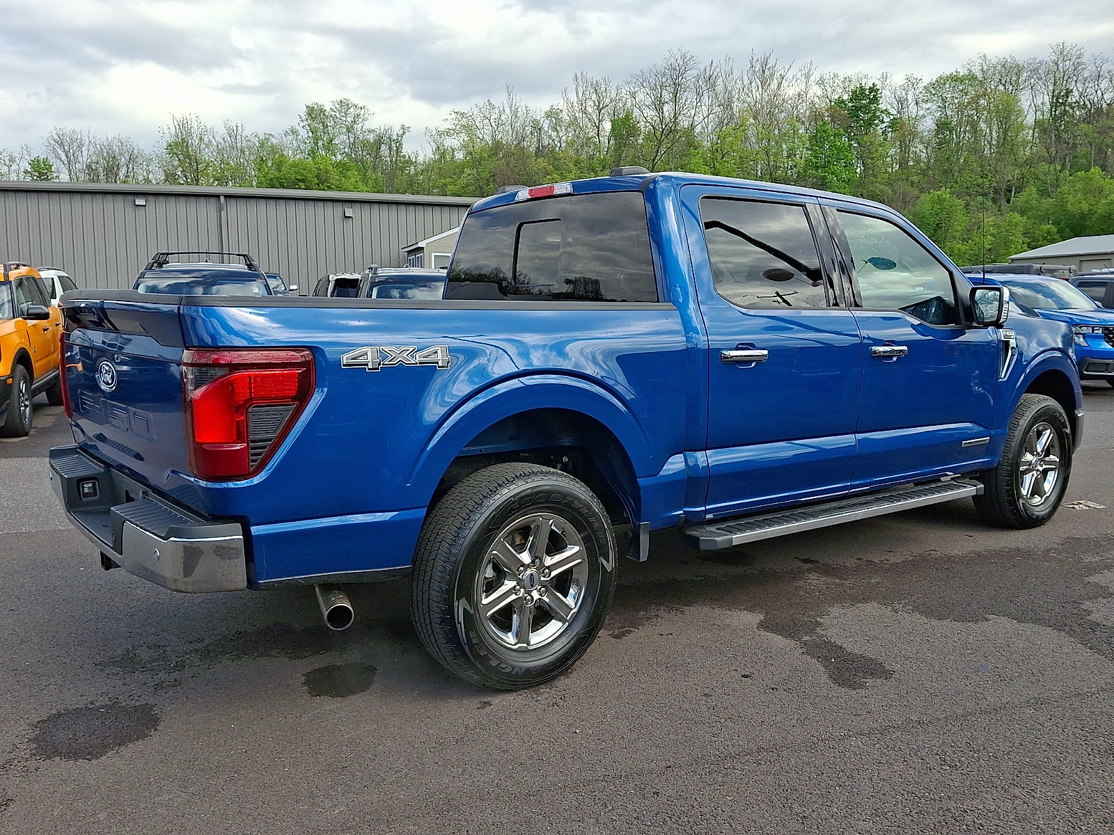 Certified 2024 Ford F150 XLT w/ Equipment Group 302A MID AWD/4WD image 11
