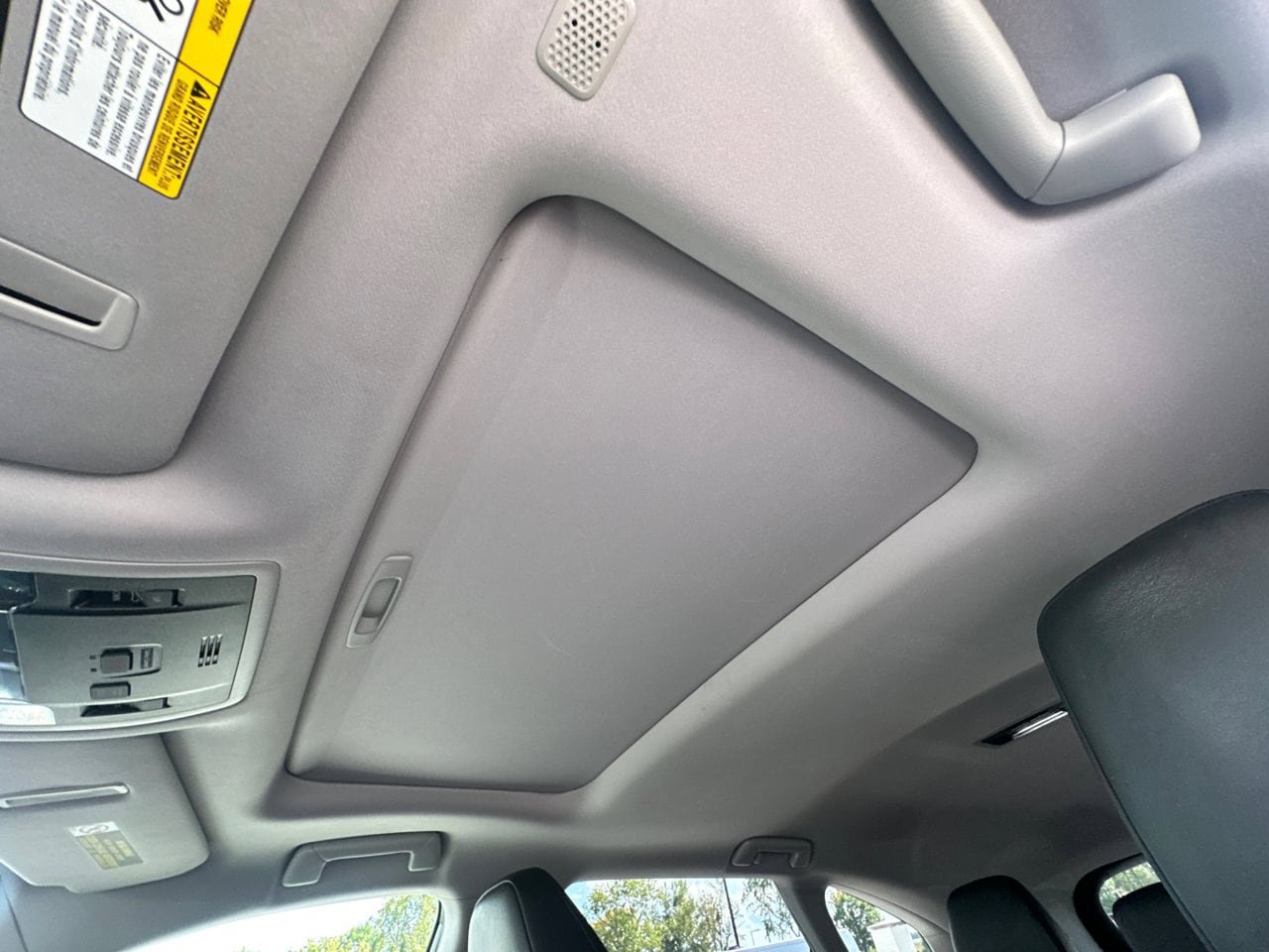 Used 2018 Lexus RX 350L FWD w/ Premium Package image 35