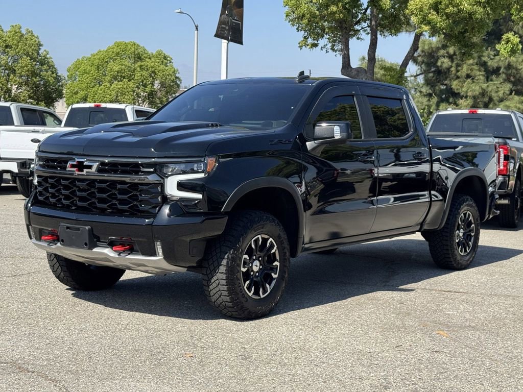 Used 2023 Chevrolet Silverado 1500 ZR2 w/ Technology Package image 3