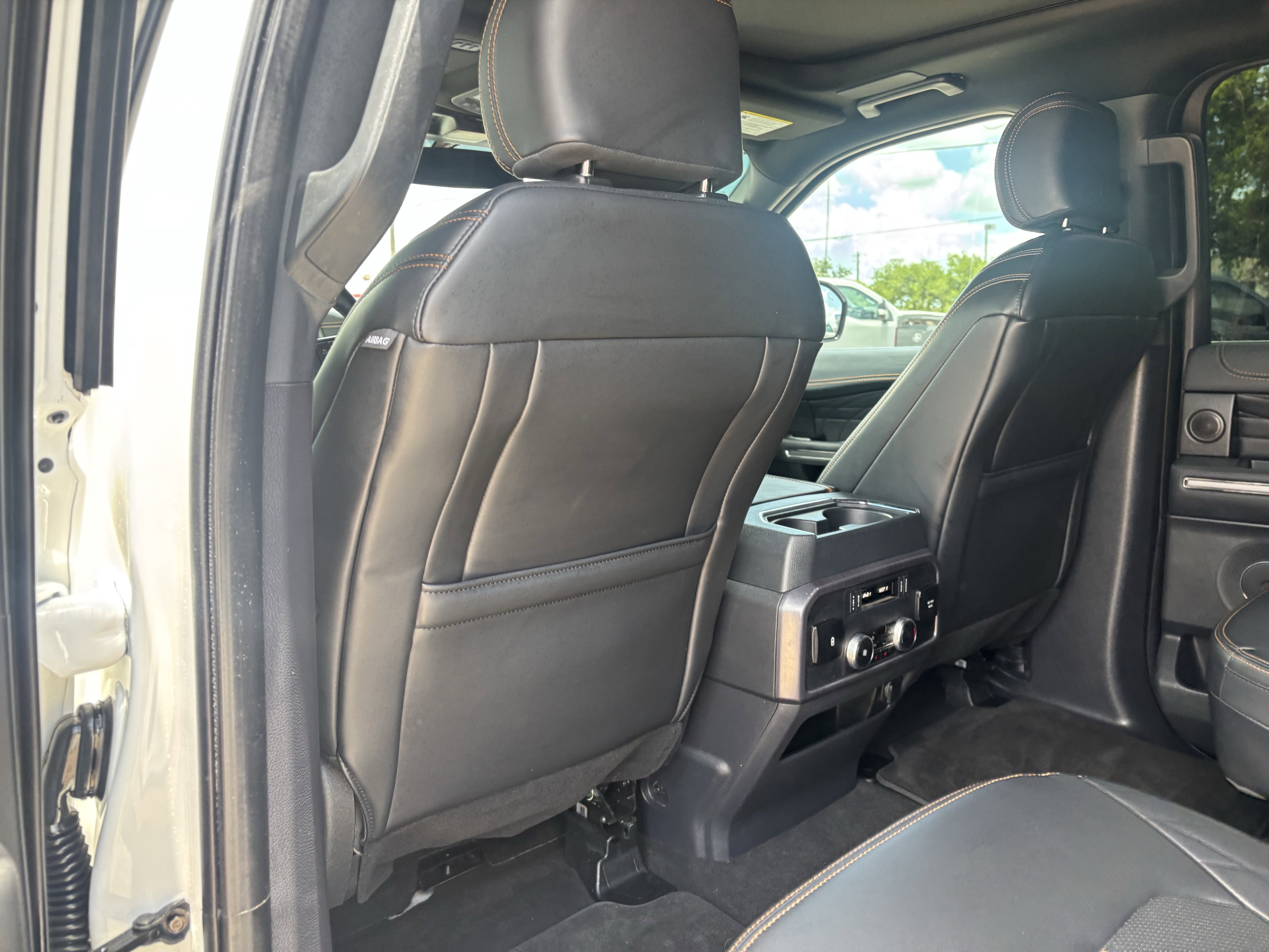 Certified 2024 Ford Expedition Platinum RWD image 16