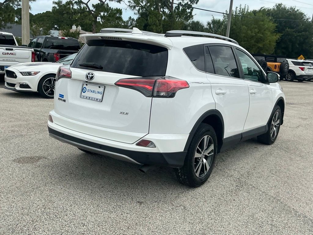 Used 2017 Toyota RAV4 XLE FWD image 10