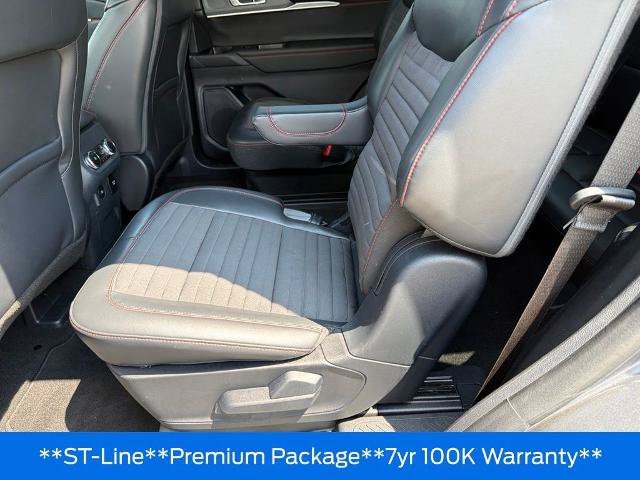 Certified 2025 Ford Explorer ST-Line w/ Premium Package AWD/4WD image 31