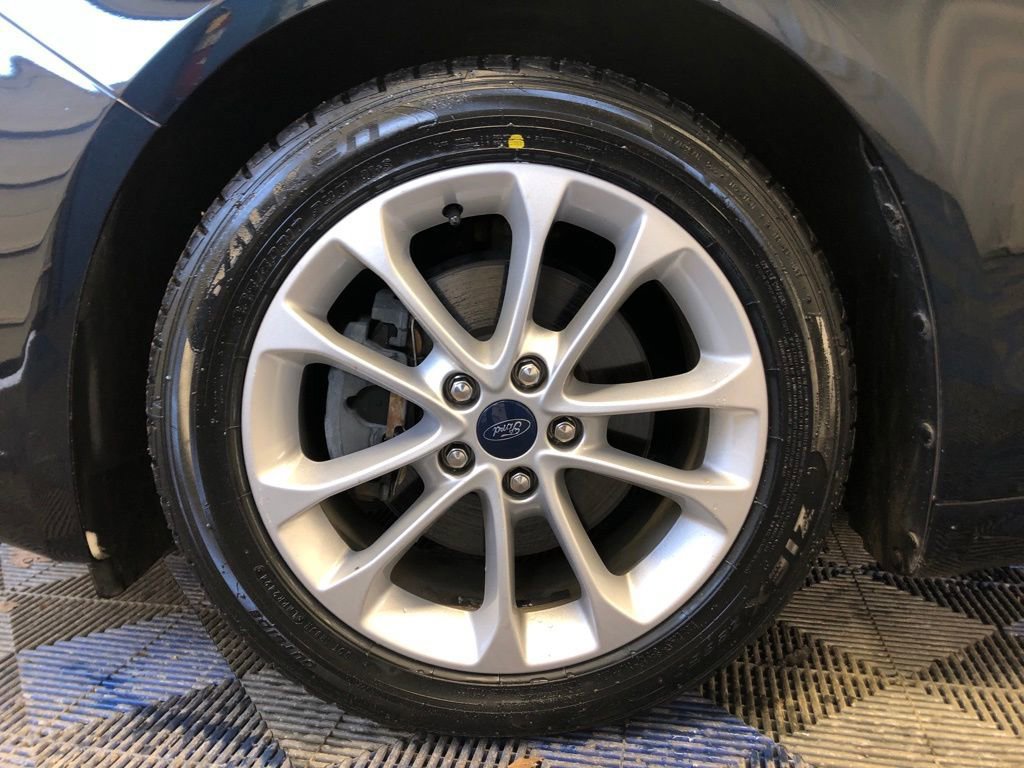 Certified 2020 Ford Fusion SE image 26