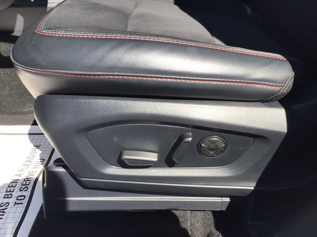 Certified 2025 Ford Explorer ST image 12