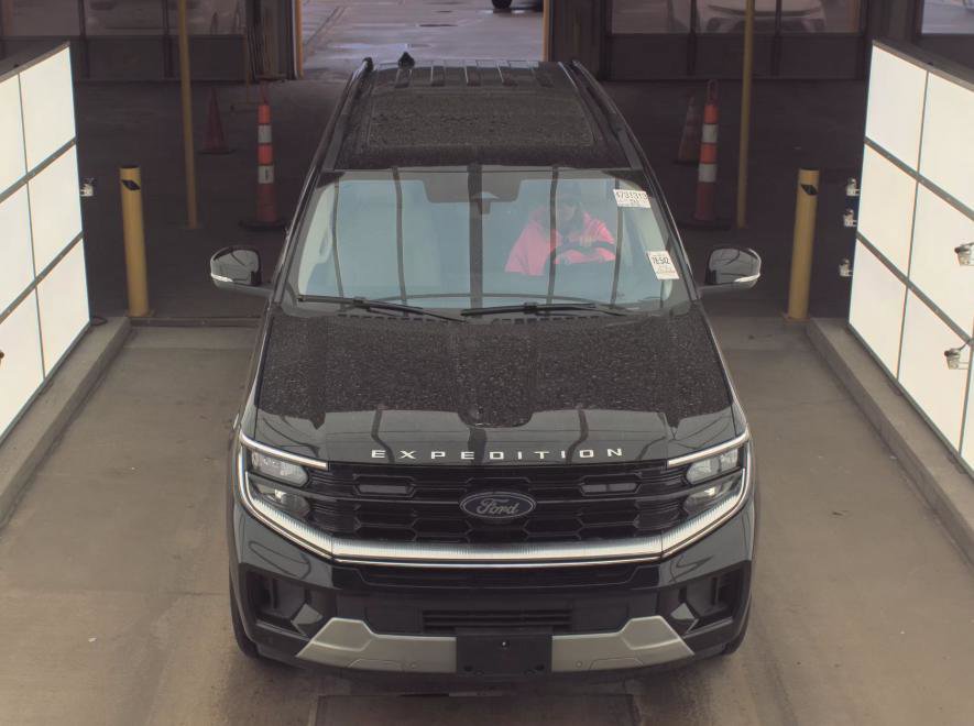 Certified 2025 Ford Expedition Max Platinum image 14