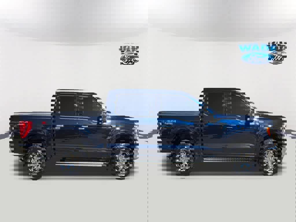 Certified 2022 Ford F150 XLT w/ Equipment Group 302A High image 4