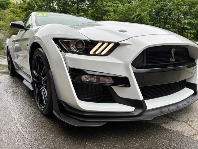 Certified 2021 Ford Mustang Shelby GT500 w/ Technology Package RWD image 2
