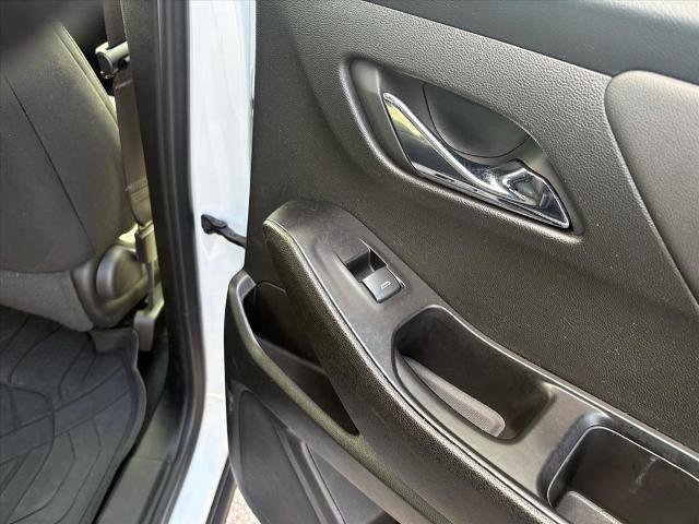 Used 2023 Chevrolet Traverse LT image 31