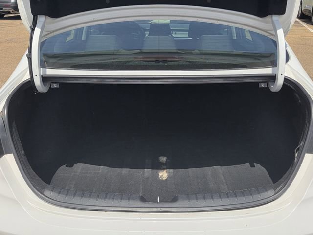 Used 2024 Kia Forte LXS FWD image 23